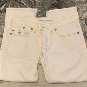 Banana Republican Capri white jeans